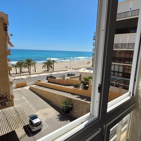 Playa & Parking Wifi Apartment